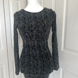 Elegant Black and Gray Patterned Dress
